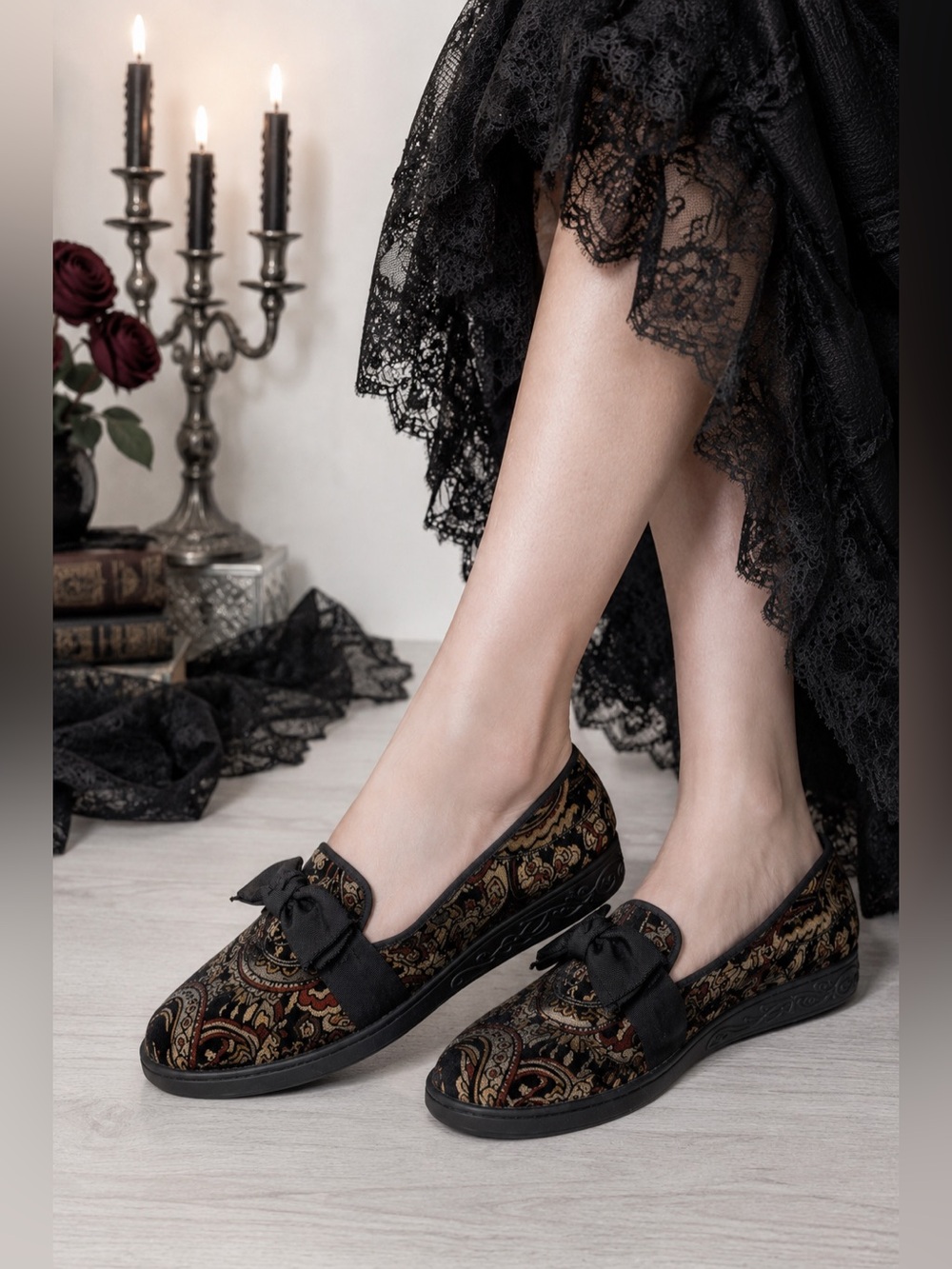 Soft Style Velvet Paisley Bow Loafers Black Floral Slip On Shoes Size 6